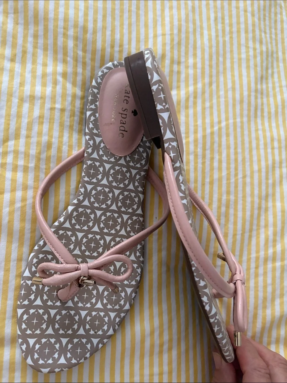 kate spade Pink Bow Patterned Flip Flop Sandals